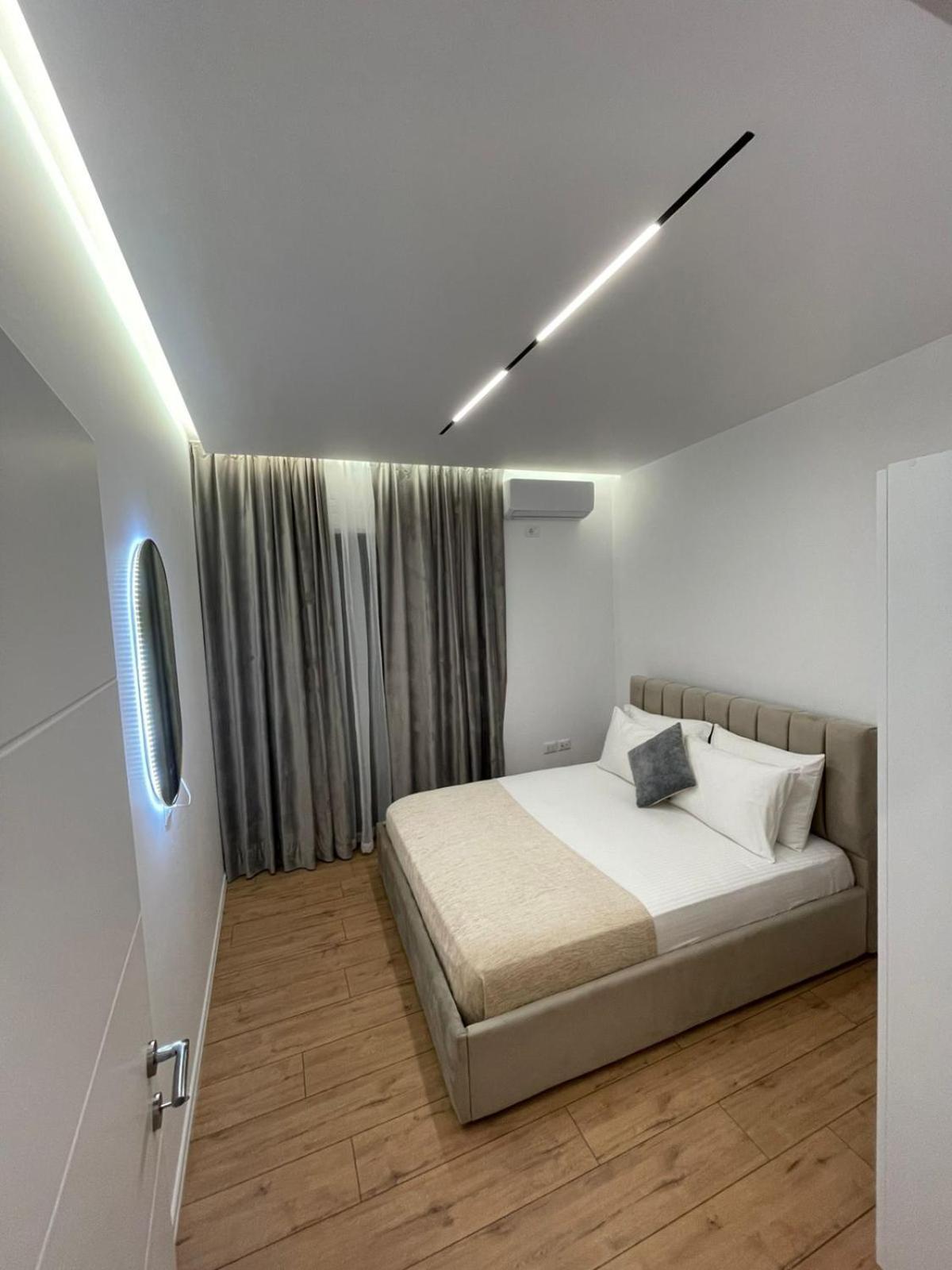 Enea 2 *